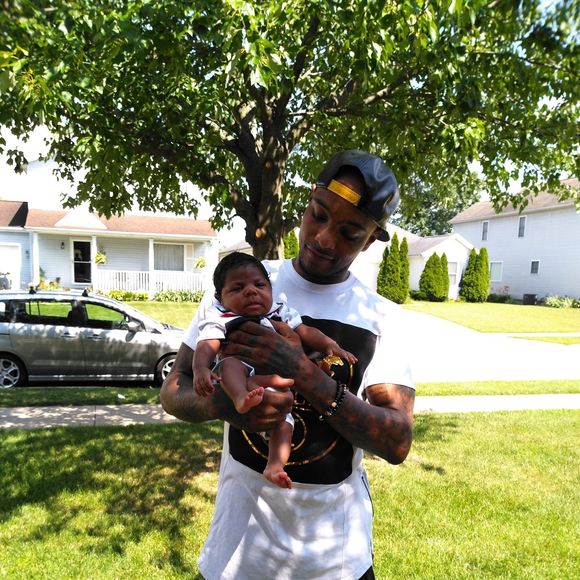 Meet your Posher, Elvoris - Picture 1 of 1